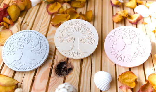 Sous-verres en céramique gravés Arbre de Vie – Lot de 3 (or, argent, bronze) – Déco artisanale et spirituelle