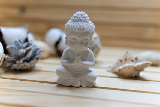 Figurine Bouddha en céramique artisanale – Pièce zen personnalisable