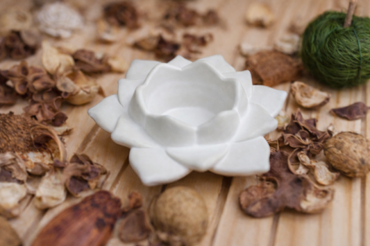 Bougeoir Fleur de Lotus en céramique artisanale décoration zen