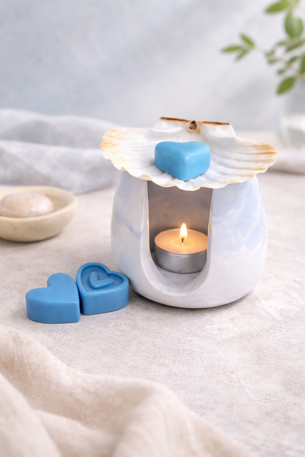 Brûle-parfum en céramique – Tons bleue, coquille Saint-Jacques véritable