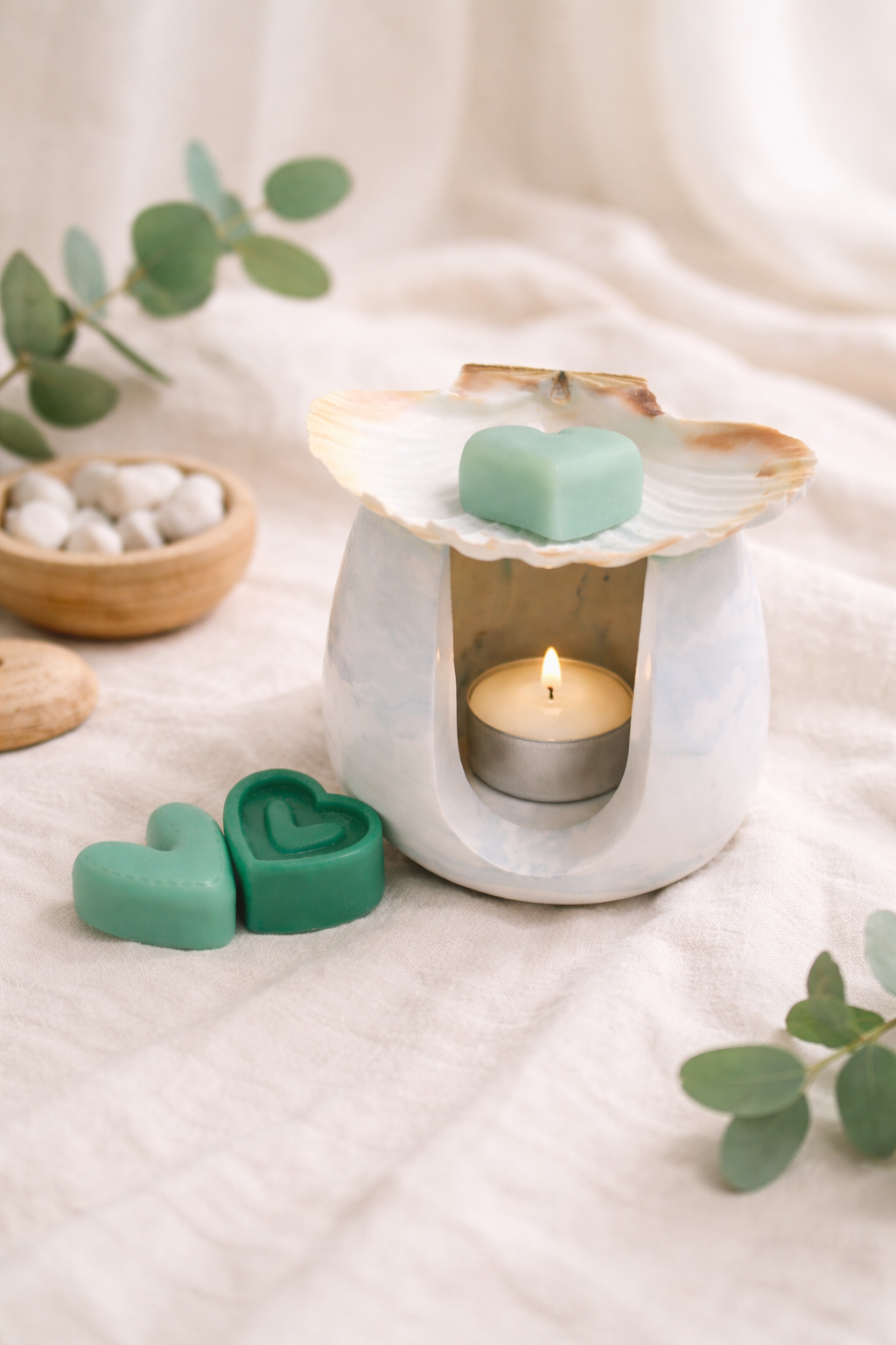 Brûle-parfum en céramique – Tons vert, coquille Saint-Jacques véritable