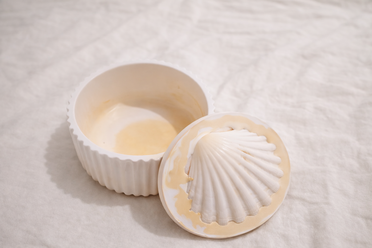 Boîte énergétique en céramique – Coquille Saint-Jacques - Jaune