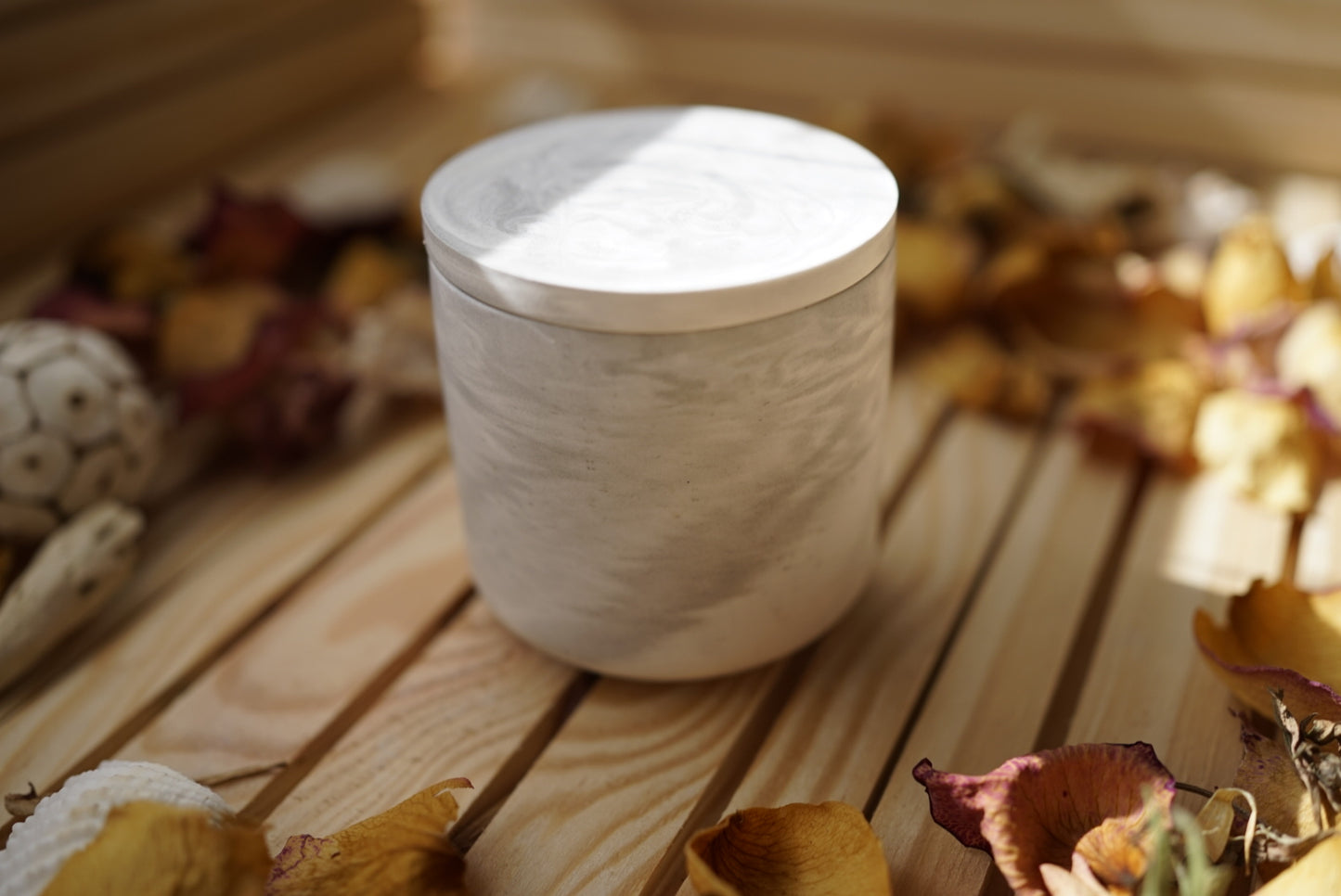 Pot décoratif avec couvercle – Pièce artisanale unique