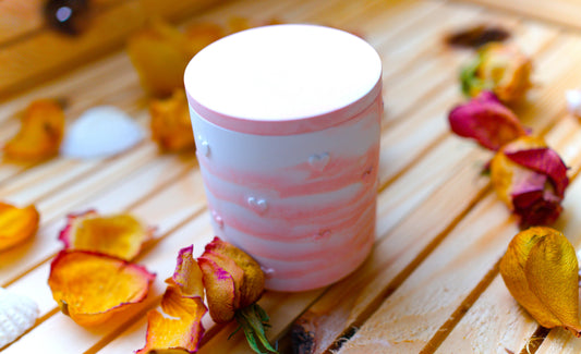 Boîte de rangement avec cœurs et couvercle