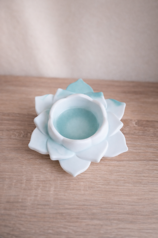 Bougeoir en céramique – Lotus vert