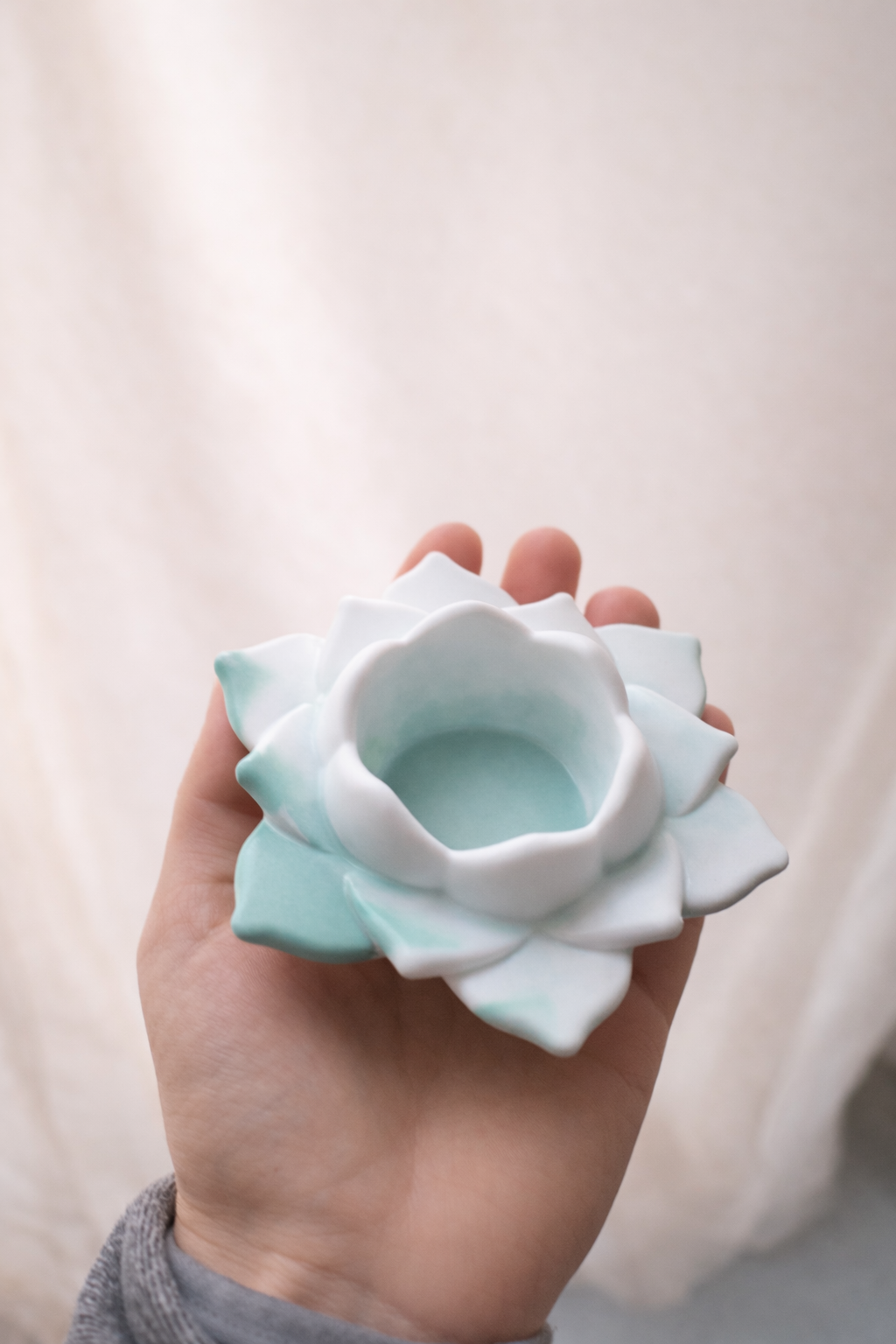 Bougeoir en céramique – Lotus vert
