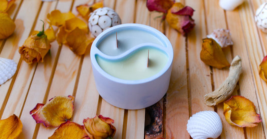 Bougie yin-yang artisanale – Cire végétale et mèches en bois